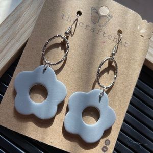 Polymer clay gray flower earrings